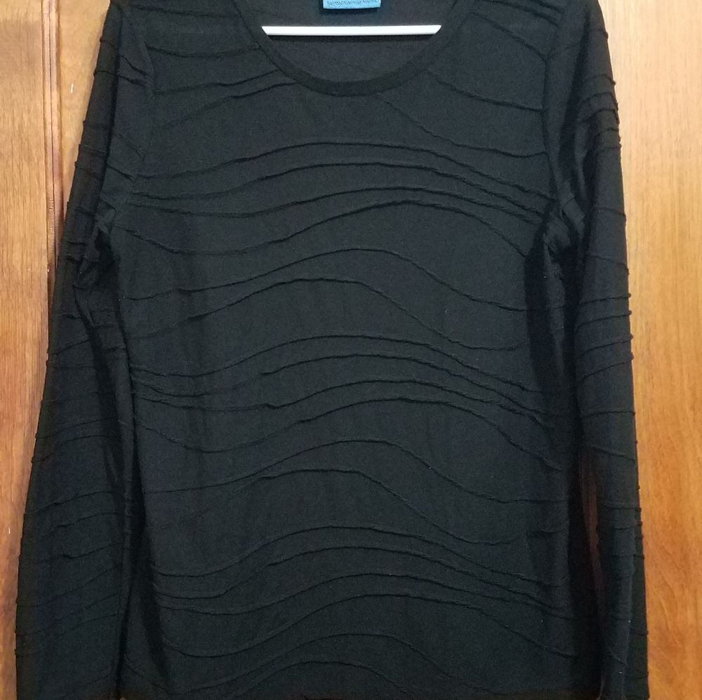 Vera Wang Long Sleeve Top